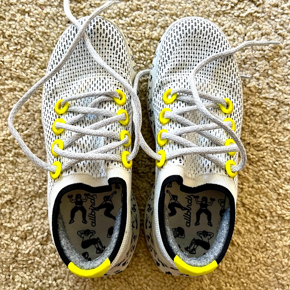 Limited edition Allbirds Tree Dashers, size 9